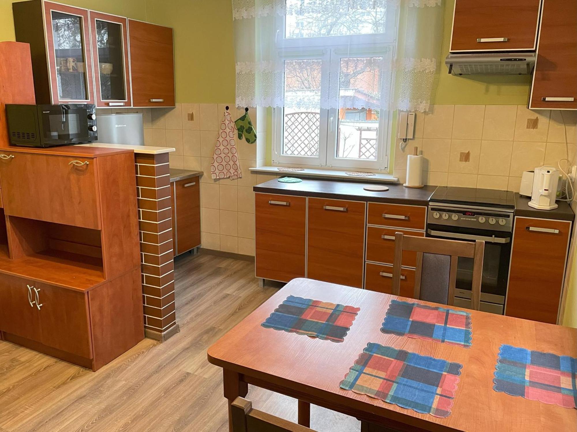 Apartament 2-Pokojowy 55 M2, Kolo Zoo, Hali Stulecia วรอตซวาฟ ภายนอก รูปภาพ